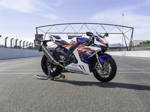 Honda CBR 1000RR-R Fireblade SP, dieci cose da sapere