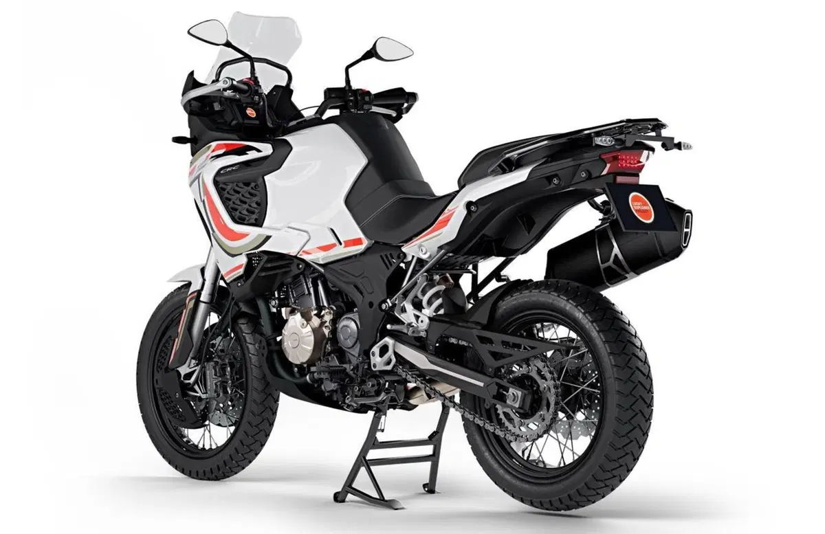 EICMA 2021, le novità: Lucky Explorer Project 5.5 & 9.5 (3)
