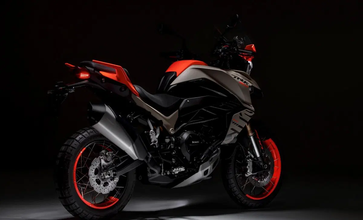 Benelli TRK 800 TRK 800 (2022) (7)