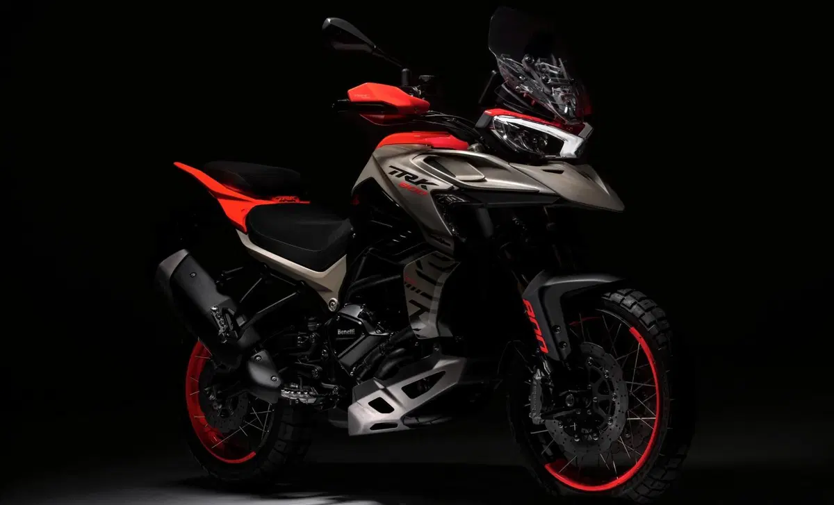 Benelli TRK 800 TRK 800 (2022) (8)