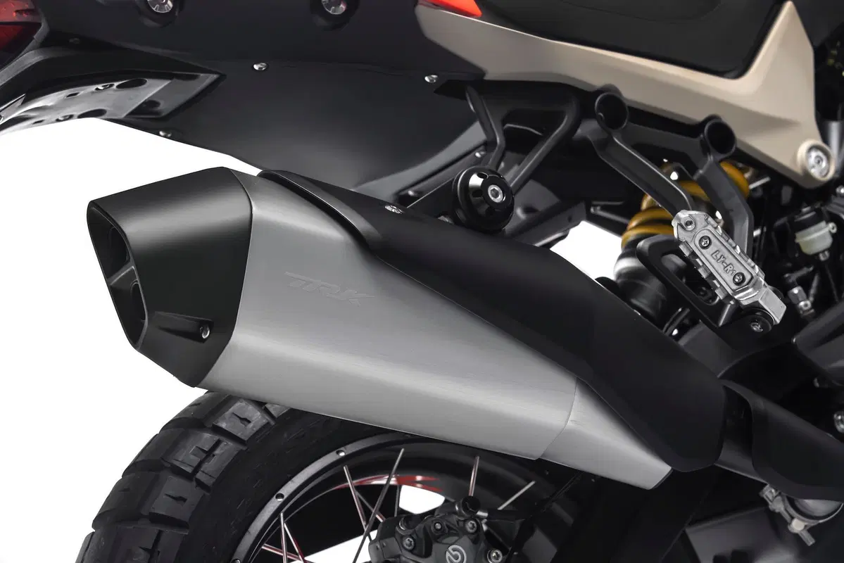 EICMA 2021, le novità: Benelli TRK 800 (10)
