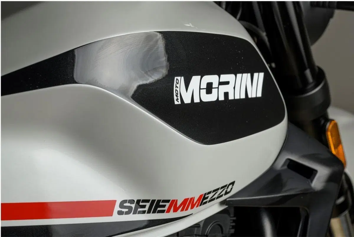 EICMA 2021, le novità: Moto Morini 6 e 1/2 STR e SCR (3)