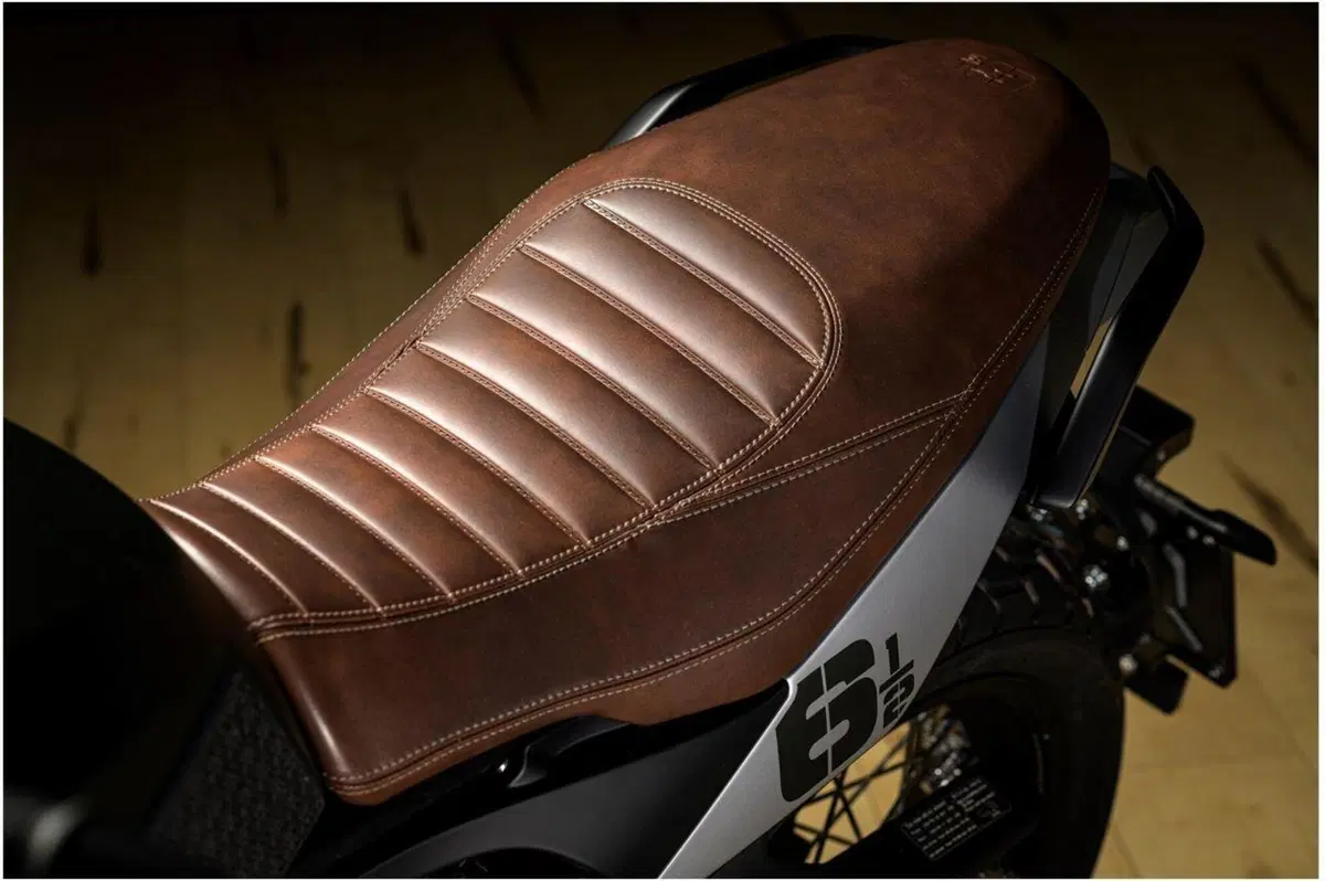EICMA 2021, le novità: Moto Morini 6 e 1/2 STR e SCR (6)