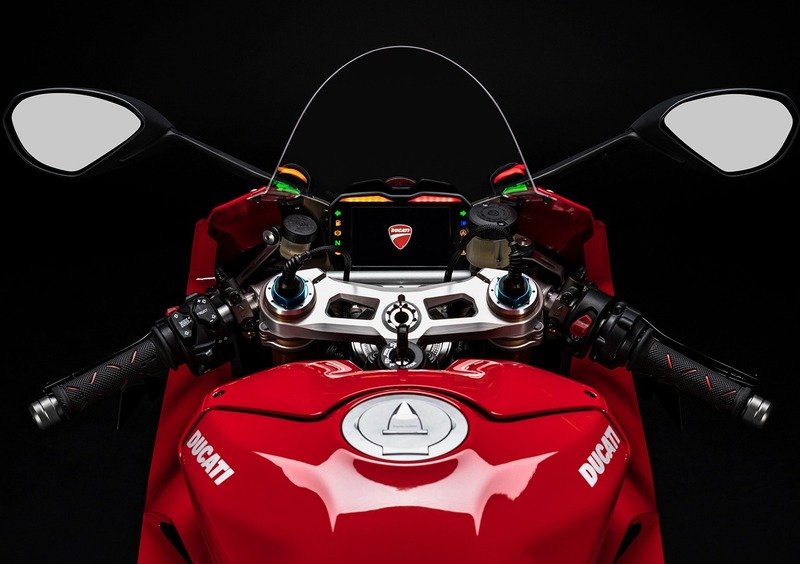 Ducati Panigale V4 Panigale V4 S 1100 (2021) (4)