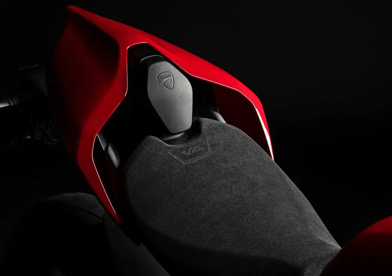 Ducati Panigale V4 Panigale V4 S 1100 (2021) (7)