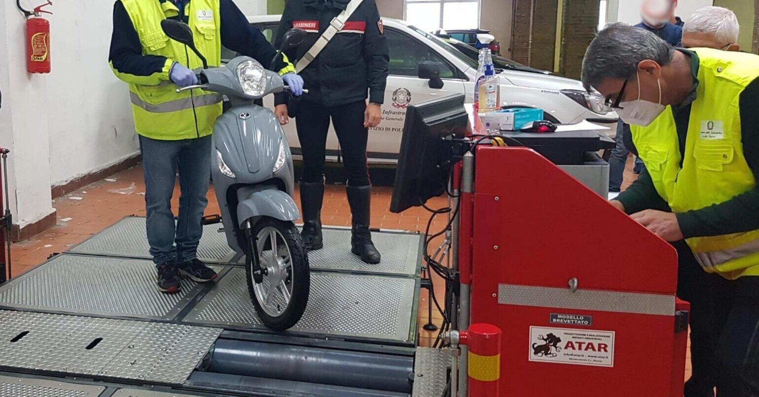 Castellammare di Stabia: sequestrate bici elettriche modificate come scooter
