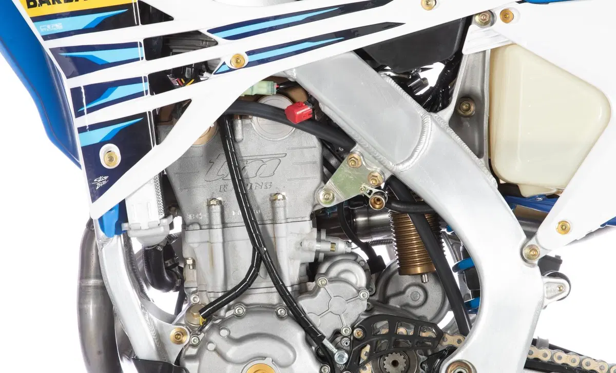 Tm Moto MX 450 F MX 450 Fi 4t (2022) (14)