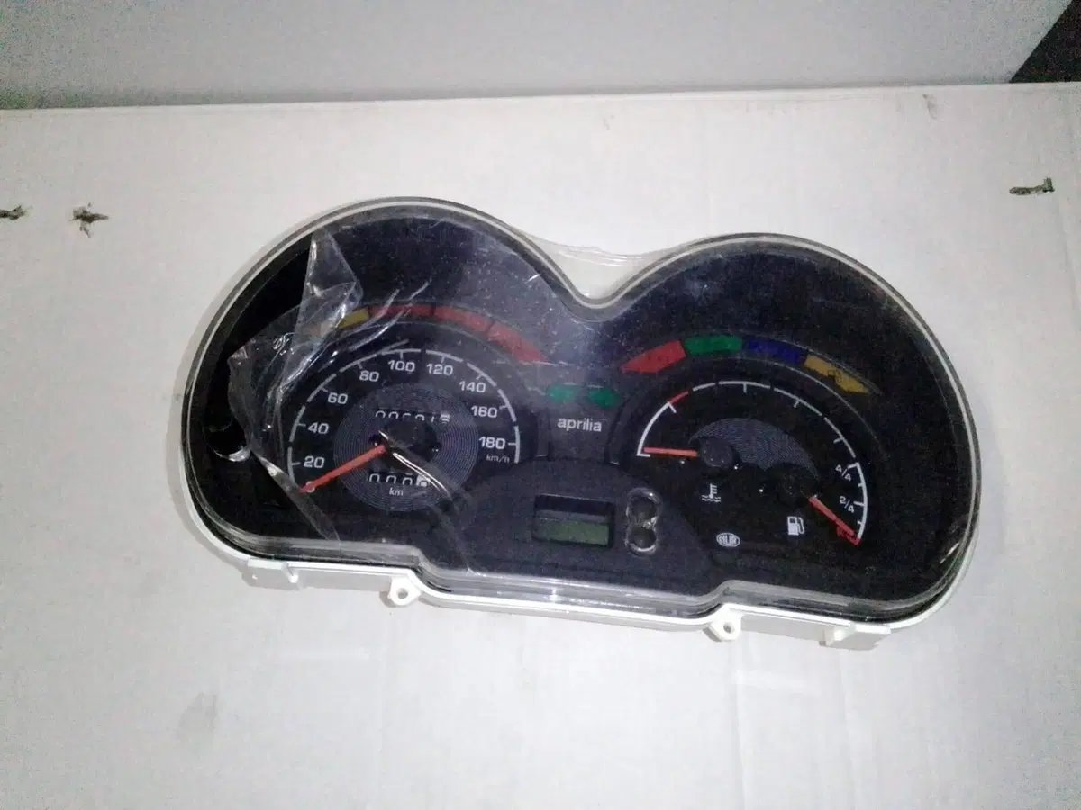 CRUSCOTTO PER APRILIA ATLANTIC SPRINT AP8127673