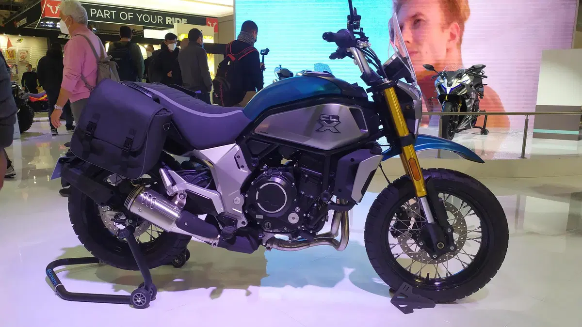 EICMA 2021, le novità: CFMOTO 700 CL-X  (2)