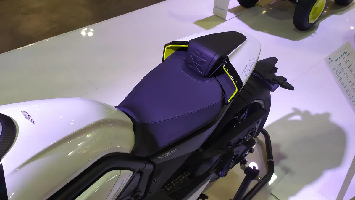 EICMA 2021, le novità: CFMOTO 700 CL-X 