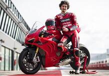 Ducati Panigale V4 e V4S 2022. Dati, prezzi e foto