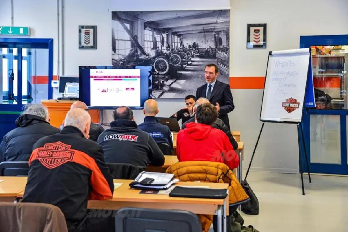 Massimo Clarke: "Non solo training, alla Harley-Davidson University!" (6)