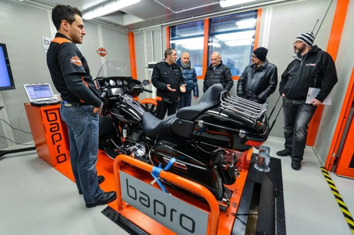 Massimo Clarke: "Non solo training, alla Harley-Davidson University!" (13)