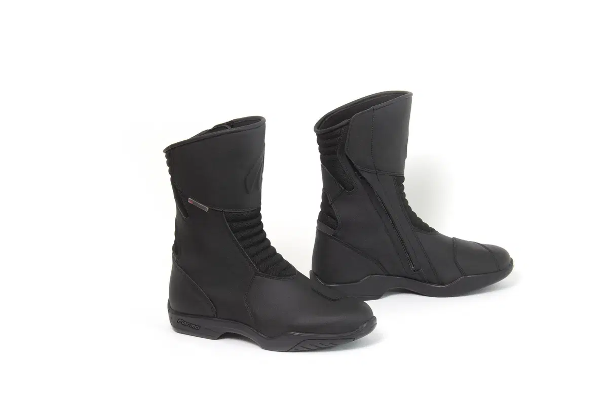Forma Boots a EICMA 2021 (14)
