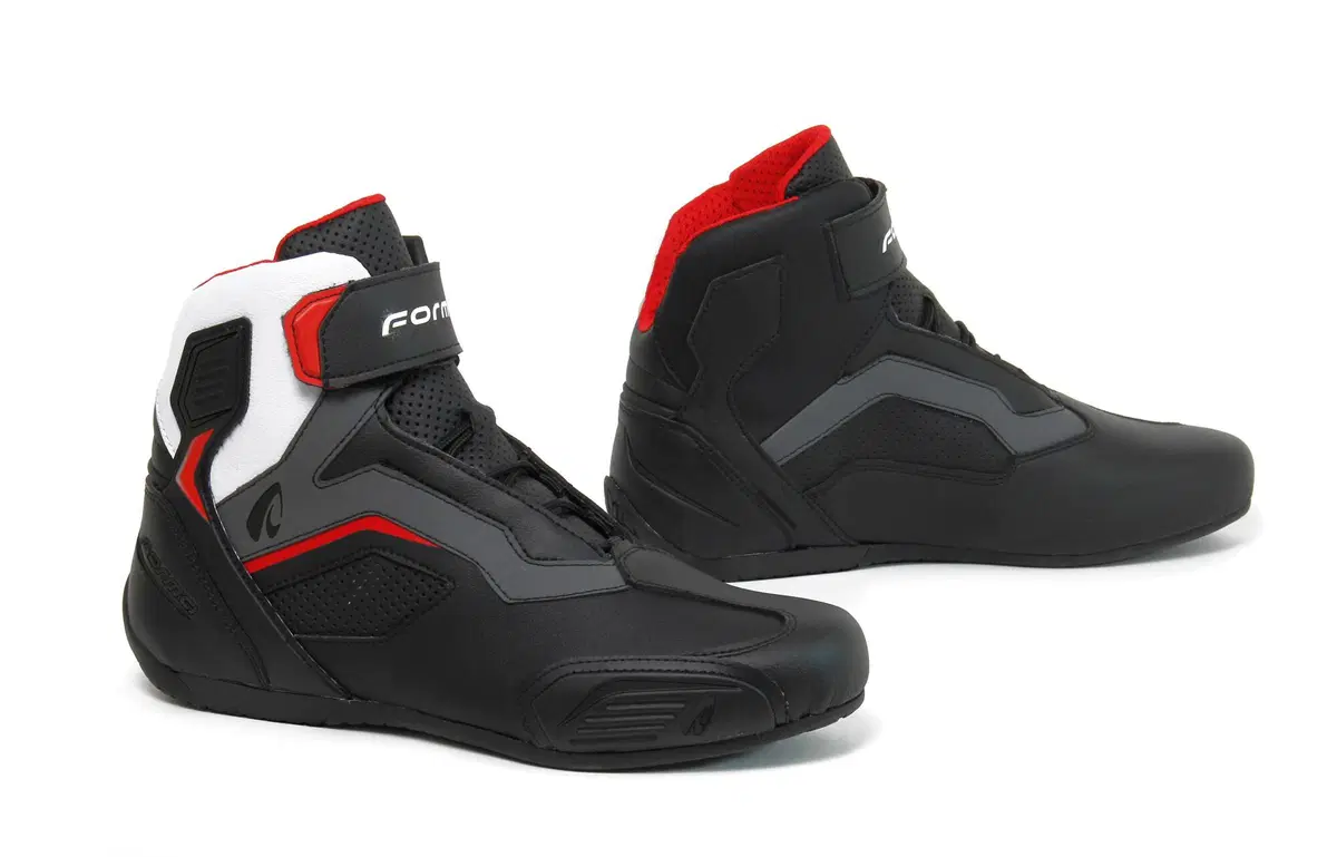 Forma Boots a EICMA 2021 (15)