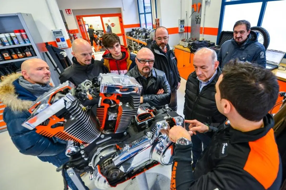 Massimo Clarke: "Non solo training, alla Harley-Davidson University!" (19)