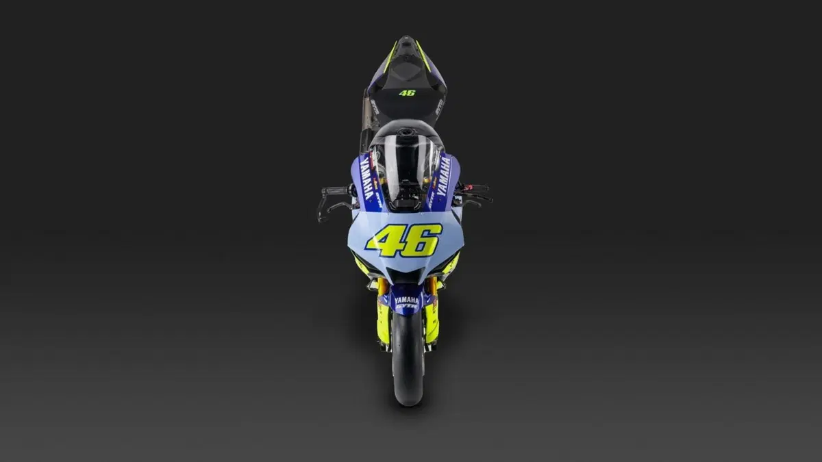 Yamaha R1 GYTR VR46 Tribute. Omaggio a Valentino Rossi (10)