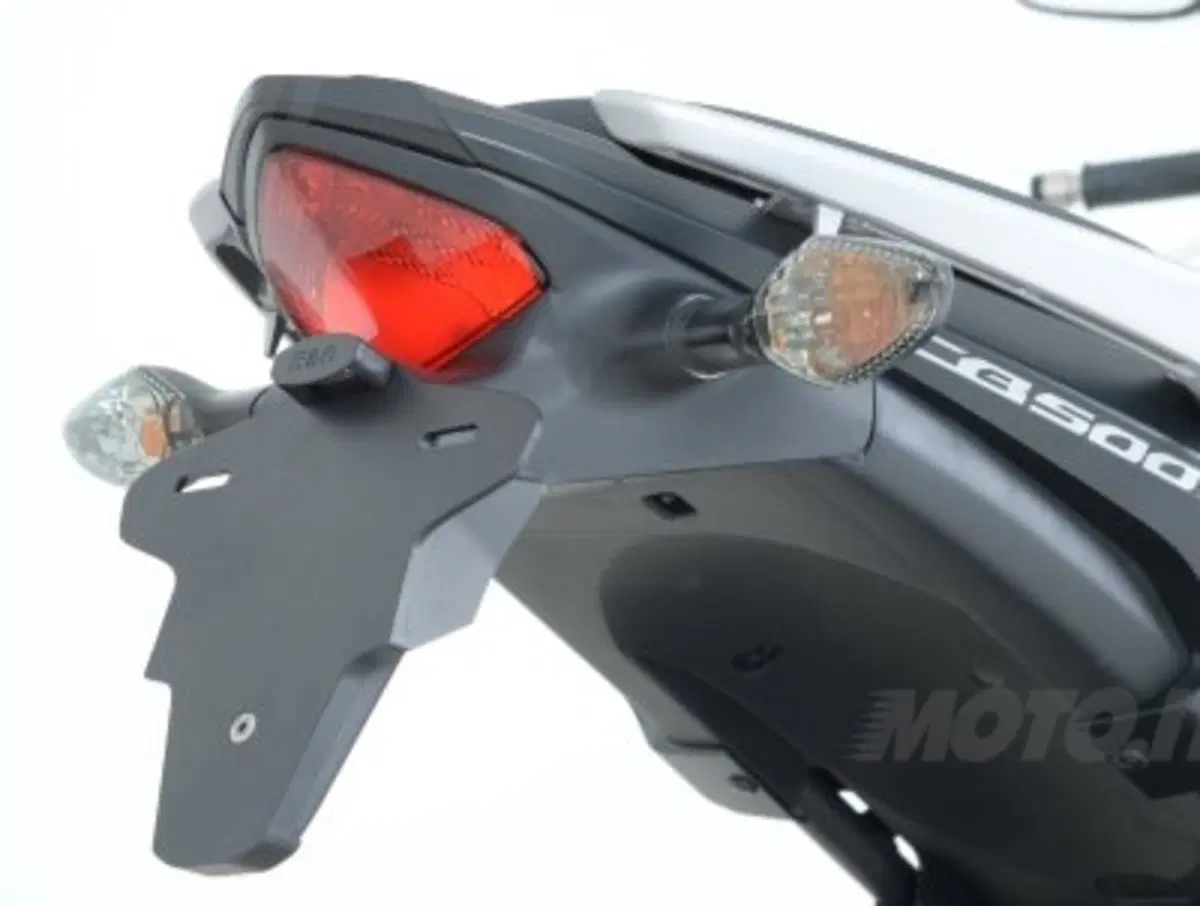 Forbikes: portatarga R&G Racing per Honda 500