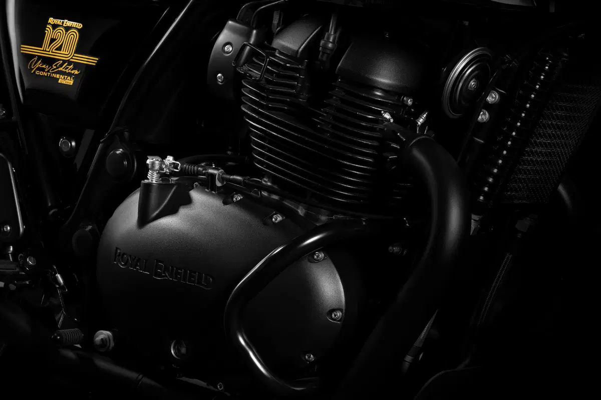 EICMA 2021, Royal Enfield: Interceptor 650 e Continental GT 120th Year Anniversary Edition (6)