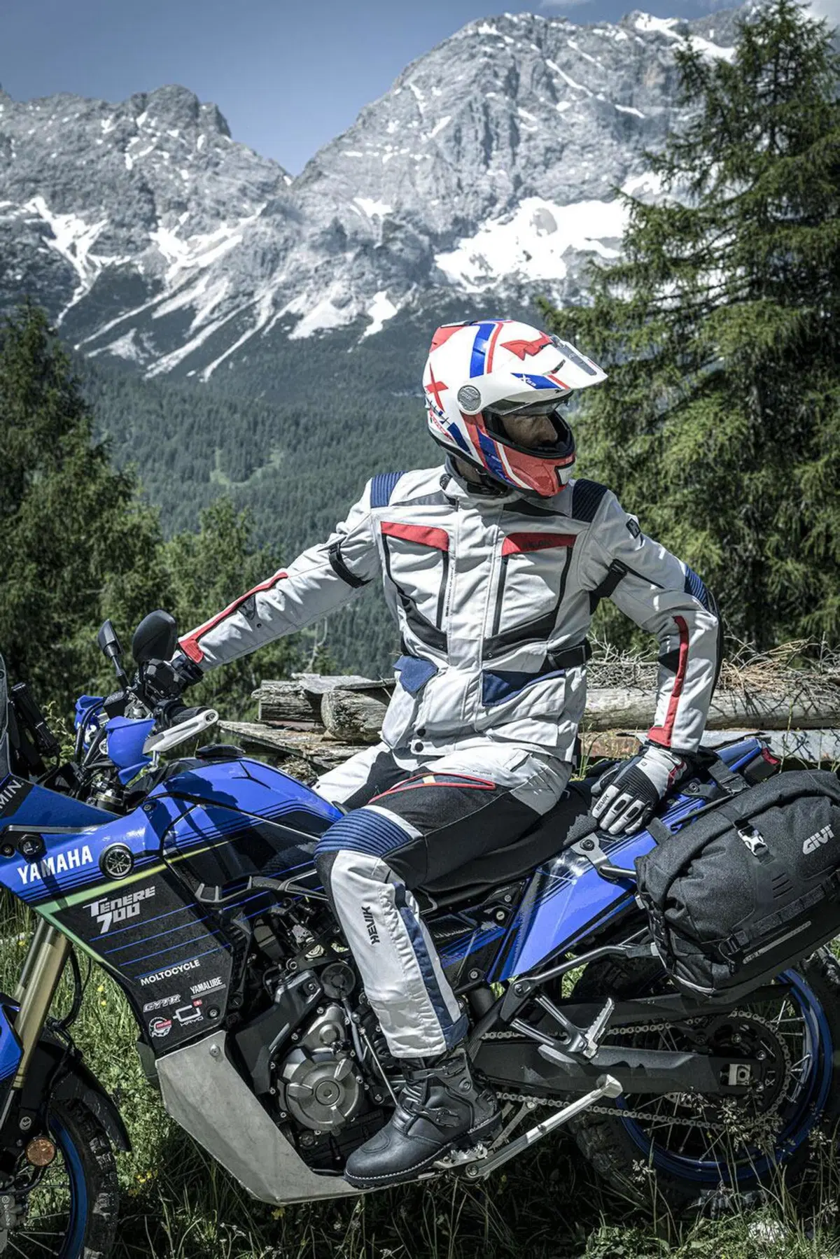 Hevik presenta il completo adventure Centaurus (3)