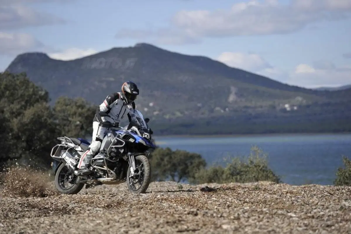 BMW R1200 GS Adventure   (6)