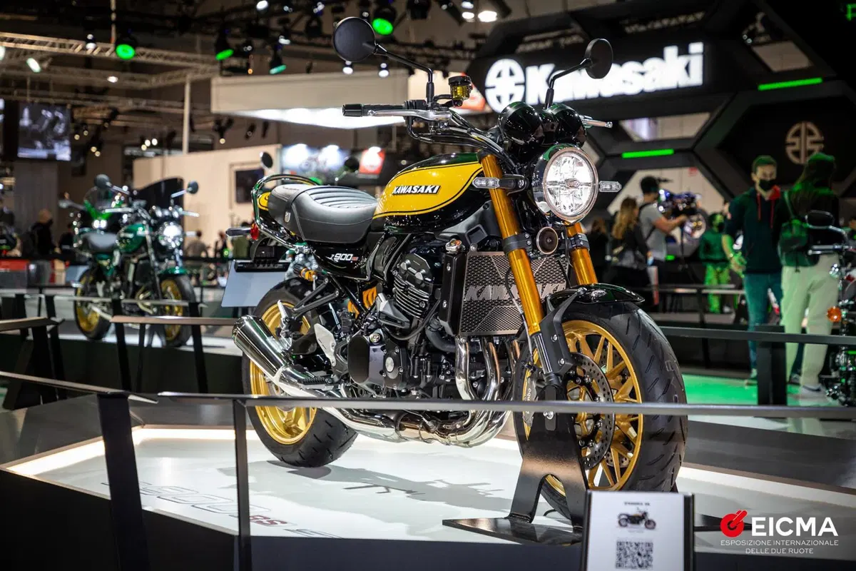 Nuova Kawasaki Z900RS SE 2022. Con Brembo e Ohlins