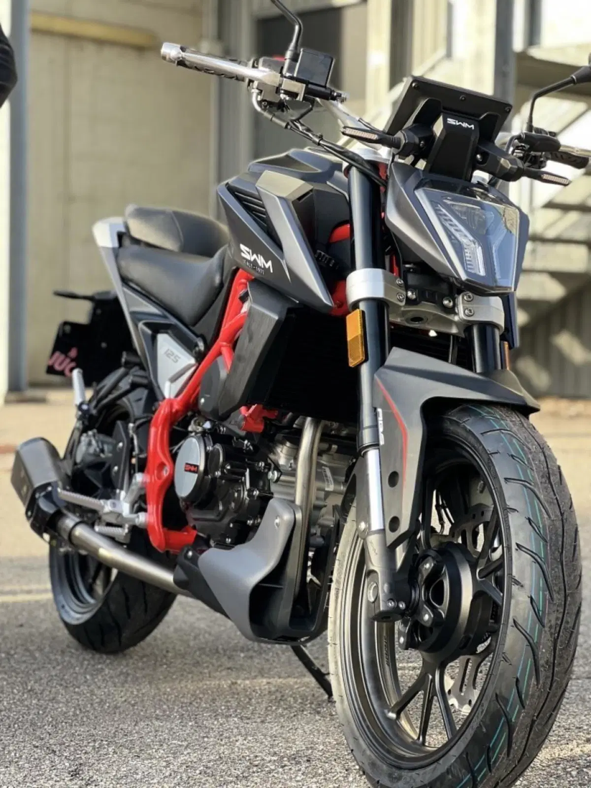 EICMA 2021, le novità: SWM VA125Z e un nuovo motore bicilindrico (3)