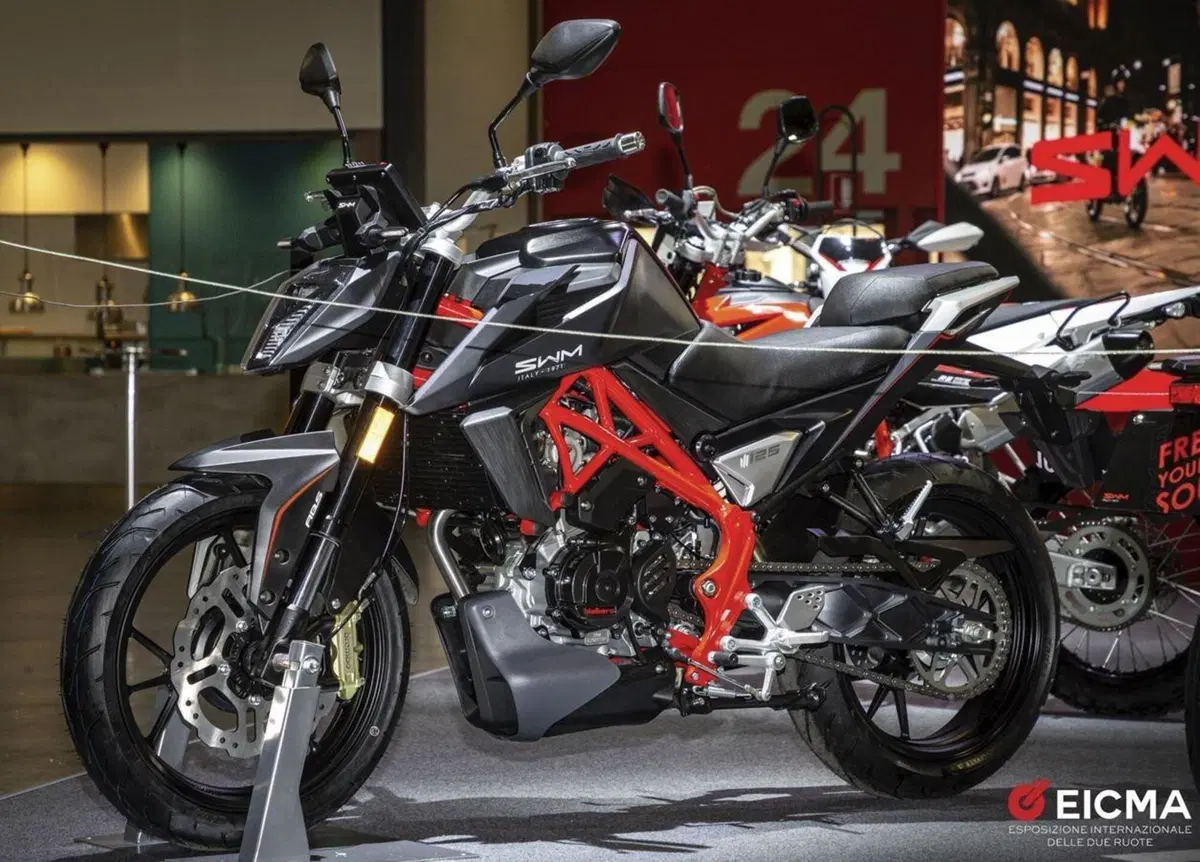 EICMA 2021, le novità: SWM VA125Z e un nuovo motore bicilindrico
