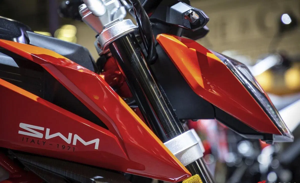 EICMA 2021, le novità: SWM VA125Z e un nuovo motore bicilindrico (2)