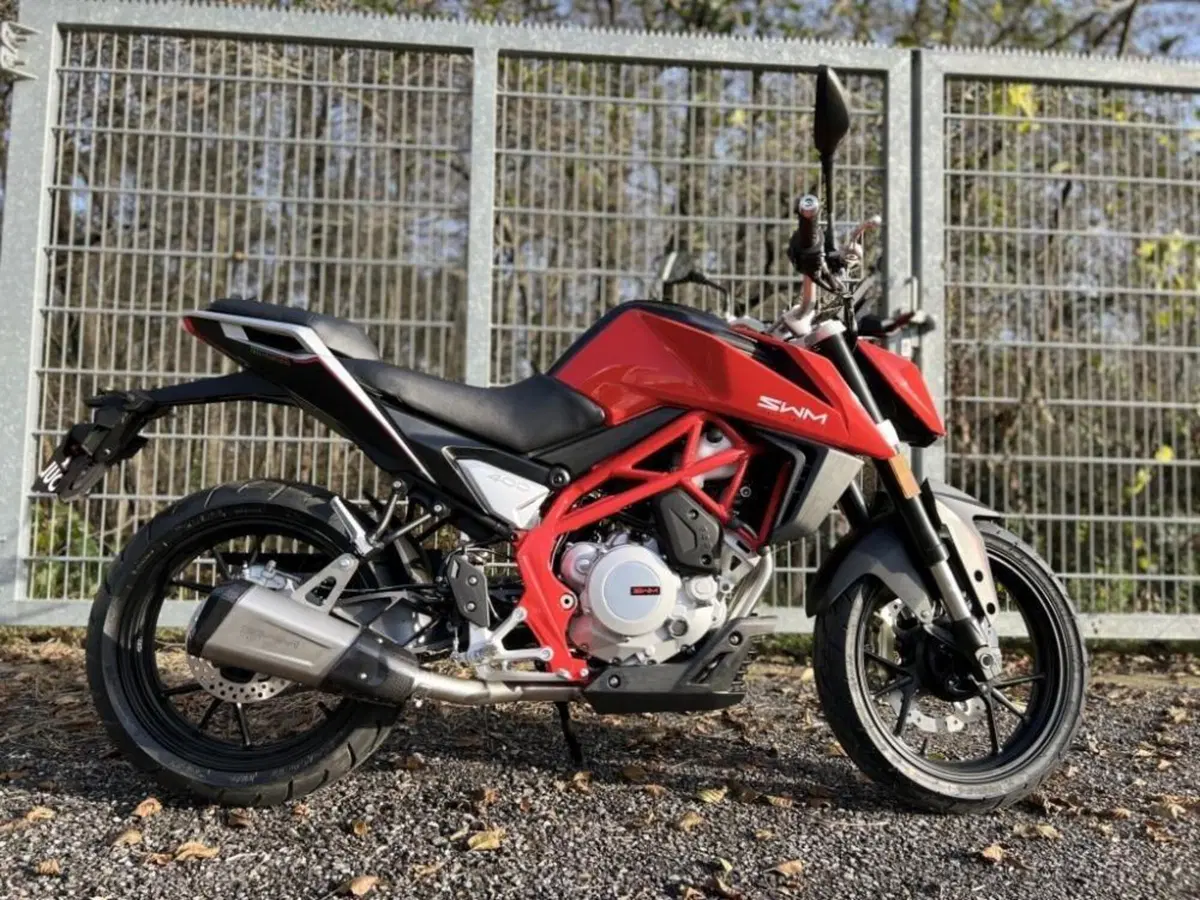 EICMA 2021, le novità: SWM VA125Z e un nuovo motore bicilindrico (4)