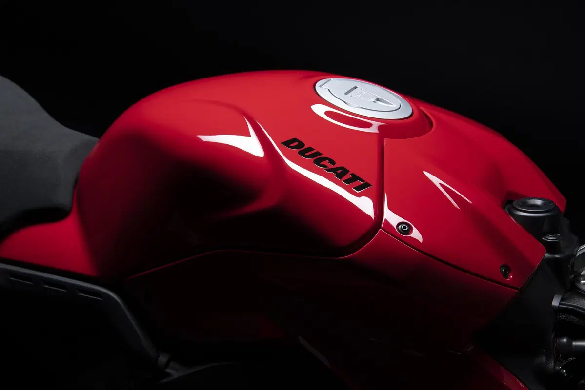 Ducati Panigale V4S ergonomia e aerodinamica (5)