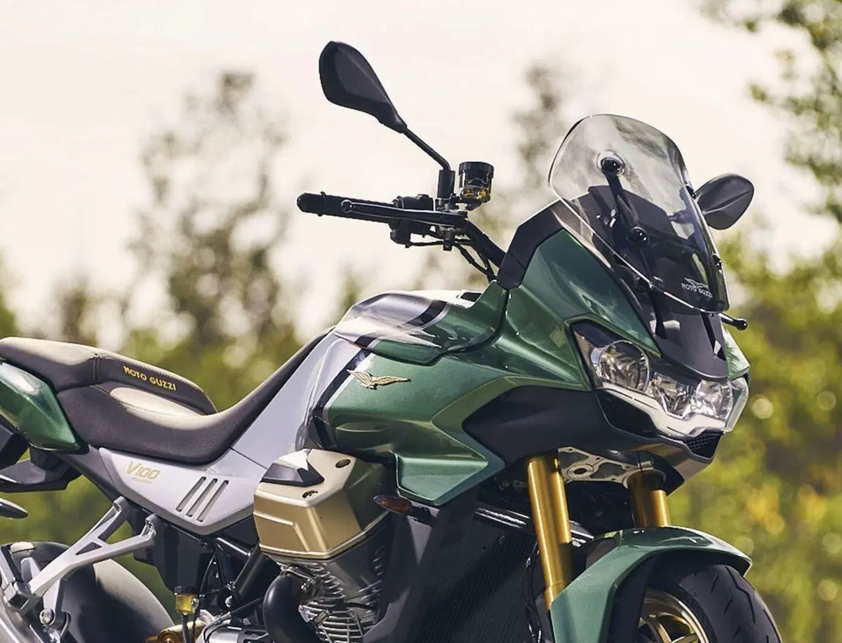 EICMA 2021, le novità: Moto Guzzi V100 Mandello  (4)