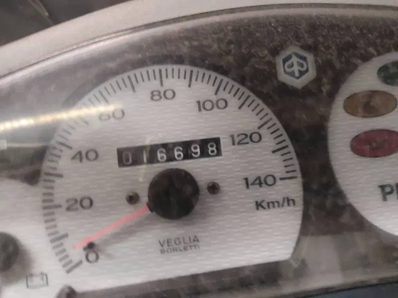 Piaggio Skipper 150 ST 4T (2000 - 04) (4)