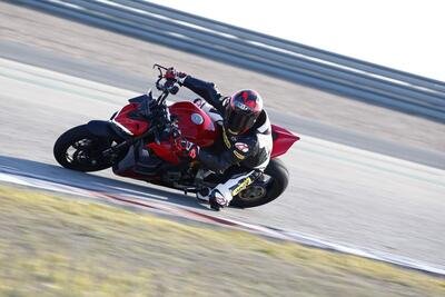 Ducati Streetfighter V2: prestazioni a portata di mano