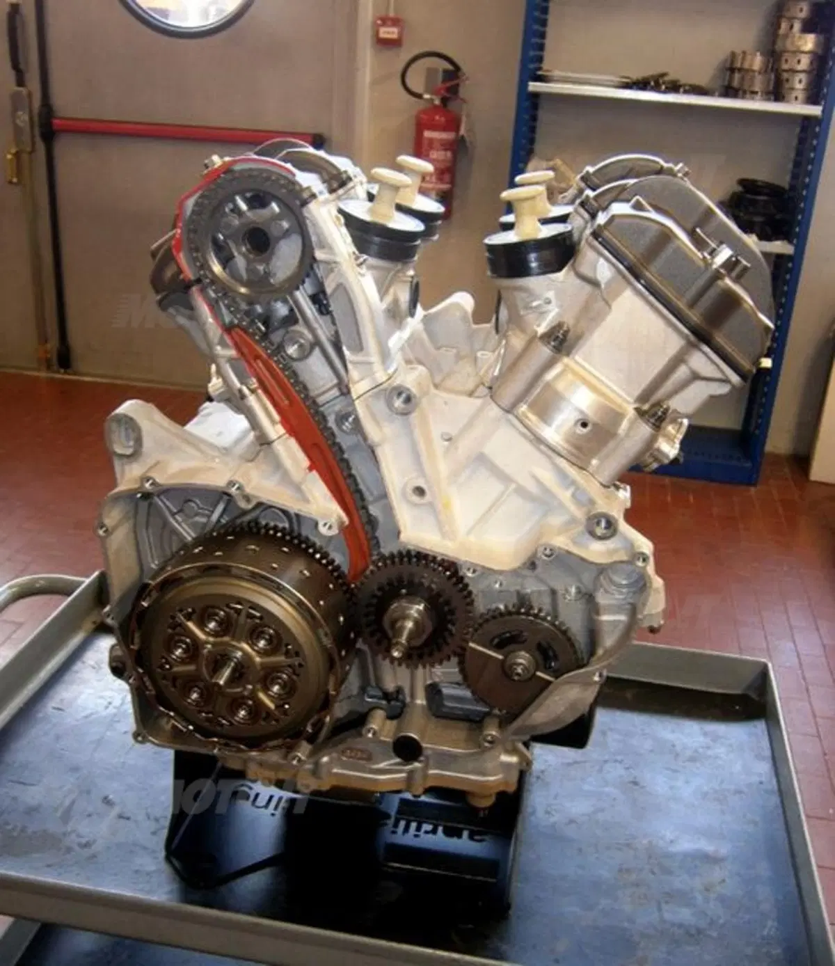 Reparto Corse Aprilia, dove nascono SBK e MotoGP (9)
