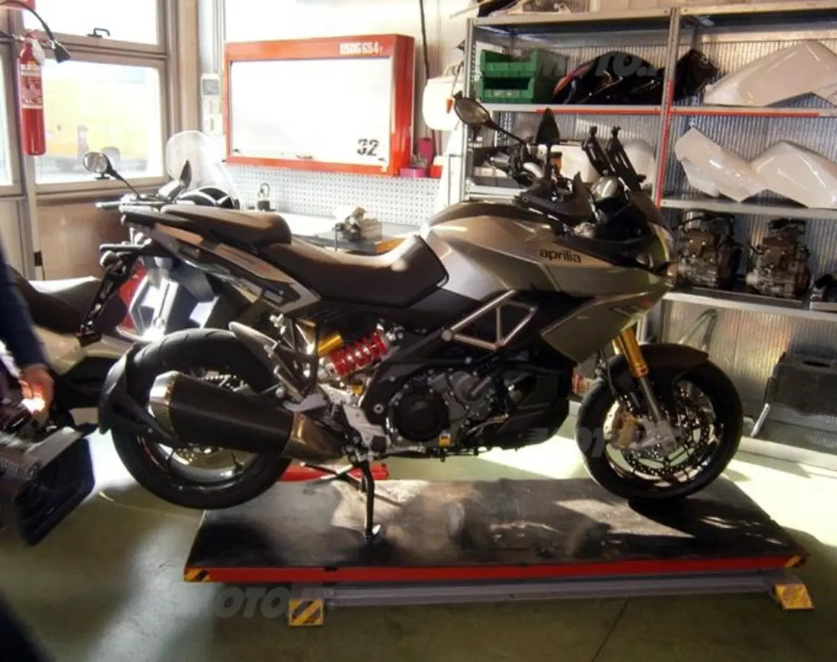 Reparto Corse Aprilia, dove nascono SBK e MotoGP (17)