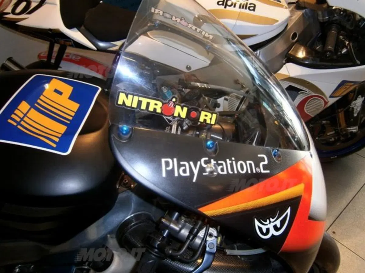Reparto Corse Aprilia, dove nascono SBK e MotoGP (20)