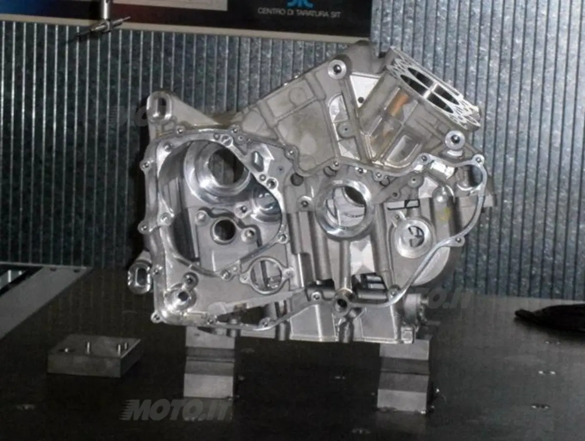 Reparto Corse Aprilia, dove nascono SBK e MotoGP (23)