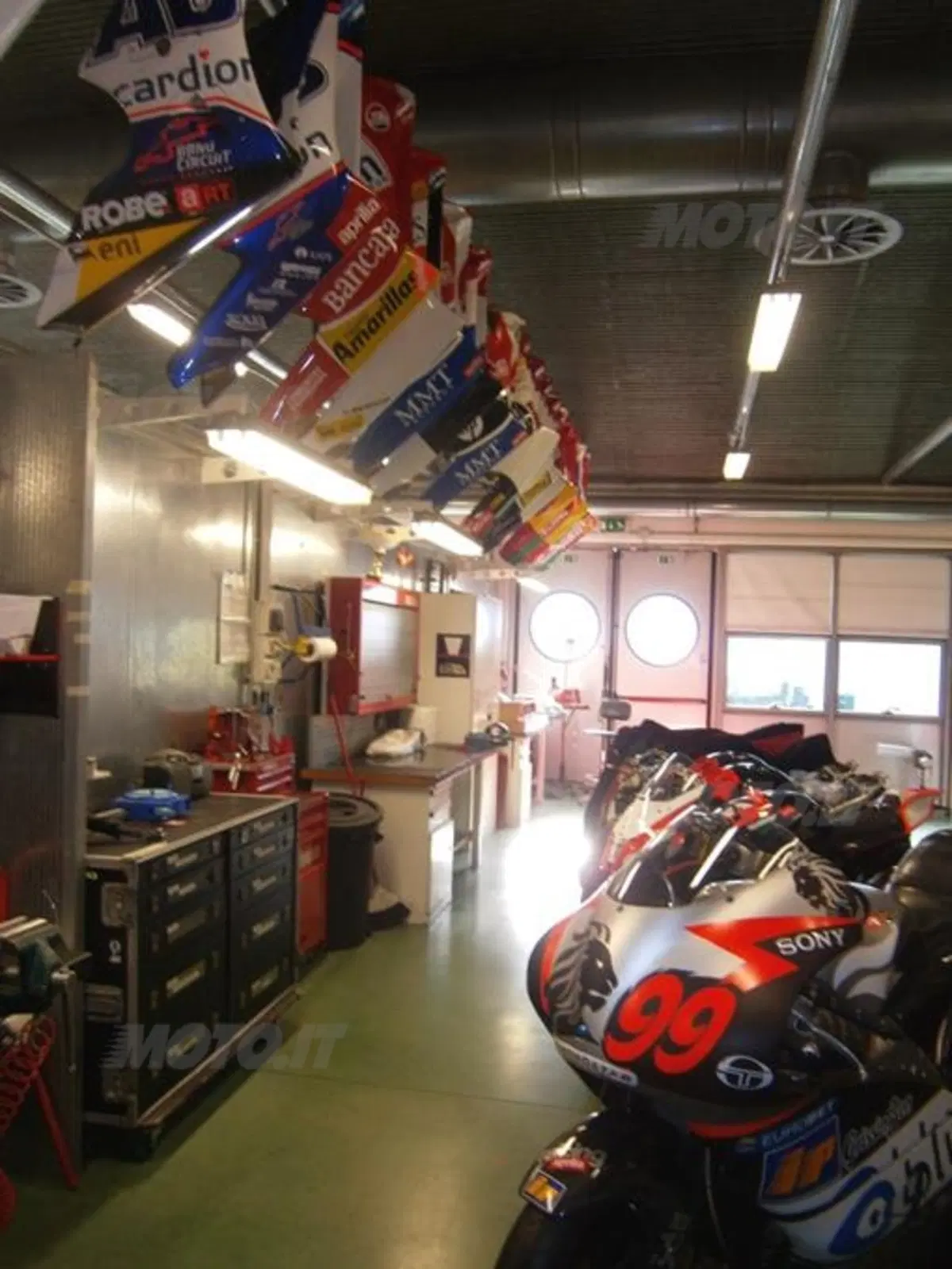 Reparto Corse Aprilia, dove nascono SBK e MotoGP (24)