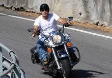 George Clooney torna a parlare dell'incidente in moto: Pensavo che fosse la fine