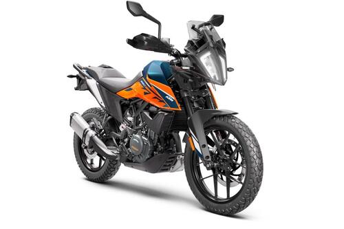 KTM 390 Adventure 2022. Dati e foto (2)