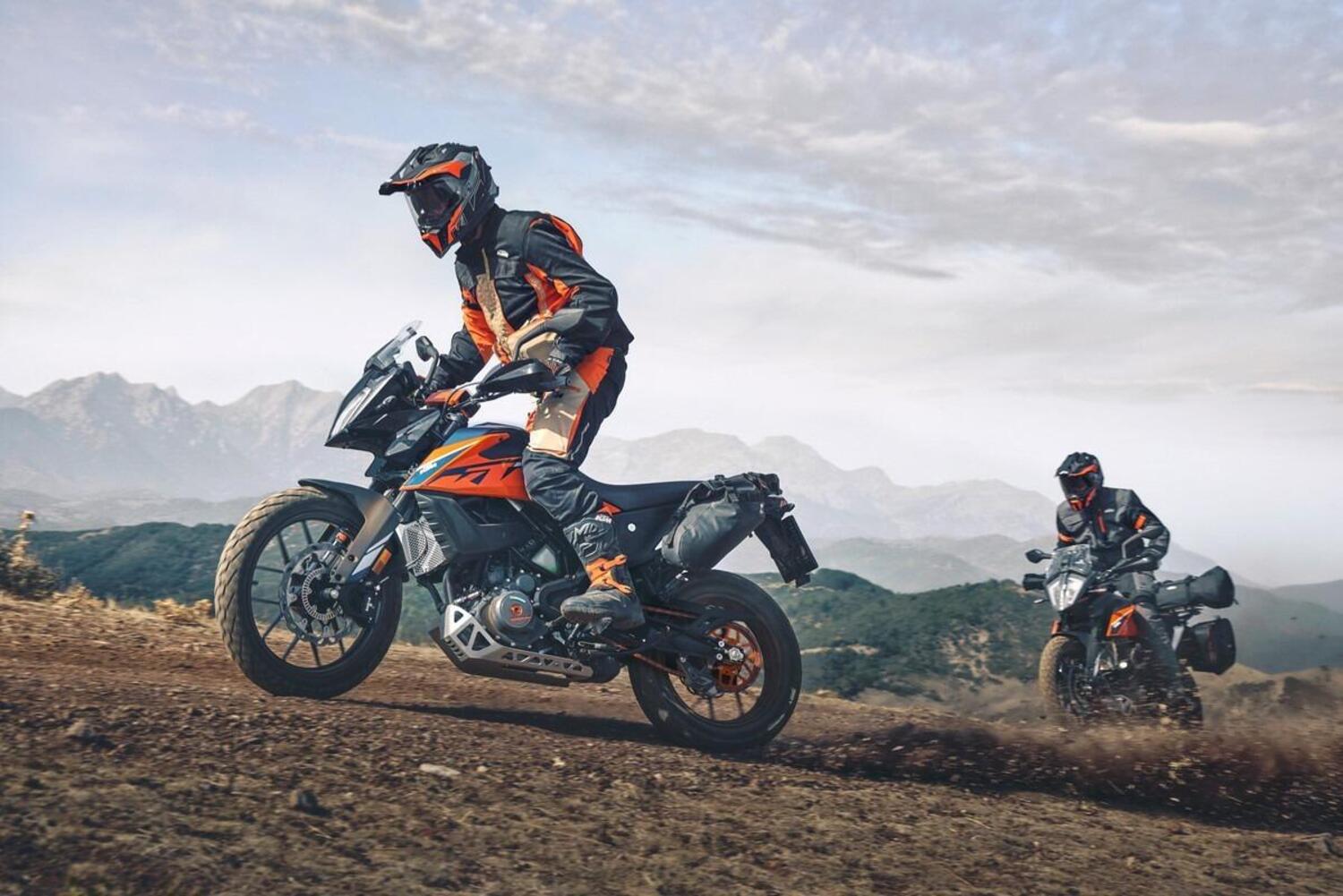 KTM 390 Adventure 2022. Dati e foto