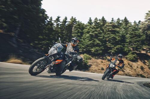 KTM 390 Adventure 2022. Dati e foto (6)