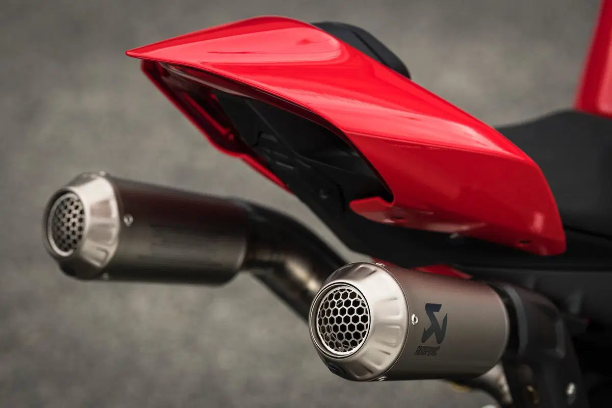 Ducati Panigale V4S 2022 TEST: facile… come una MotoGP