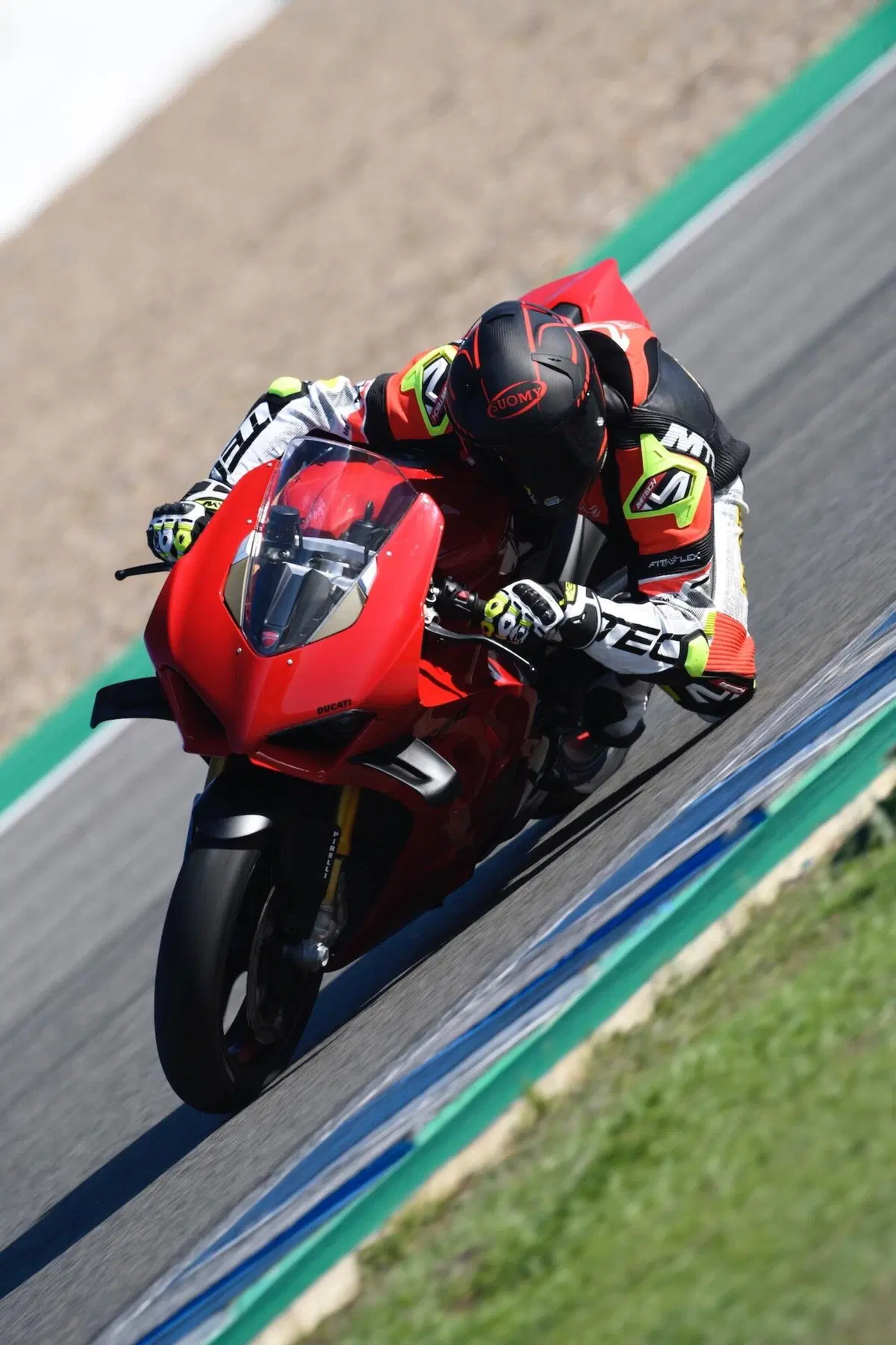 Ducati Panigale V4S 2022 TEST: facile… come una MotoGP (8)