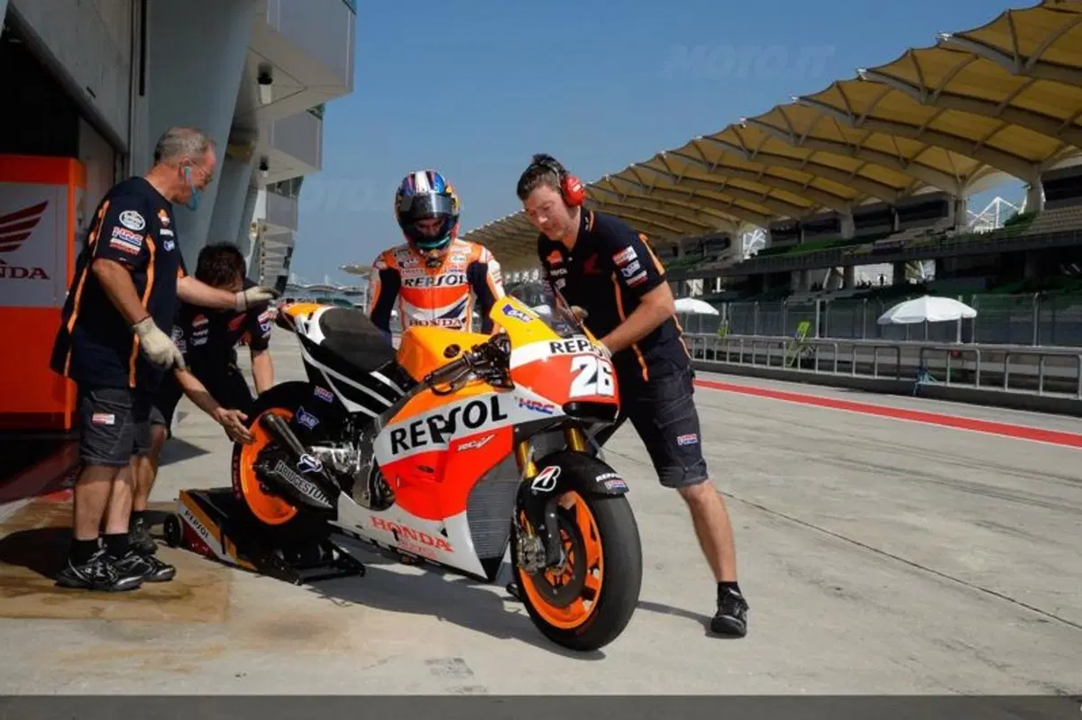 Test MotoGP a Sepang. Solo Marquez davanti a Rossi (10)