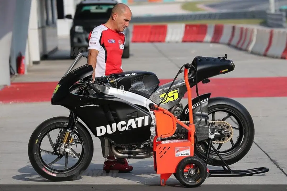 Test MotoGP a Sepang. Solo Marquez davanti a Rossi (15)