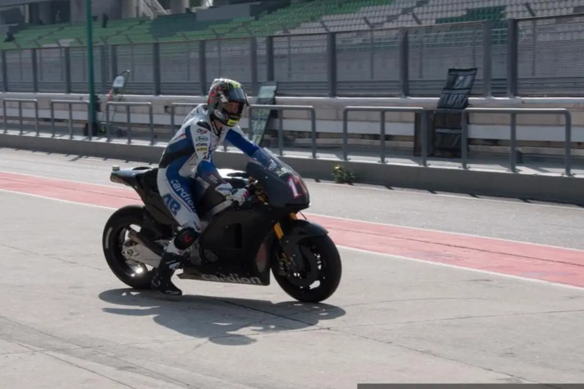 Test MotoGP a Sepang. Solo Marquez davanti a Rossi (22)