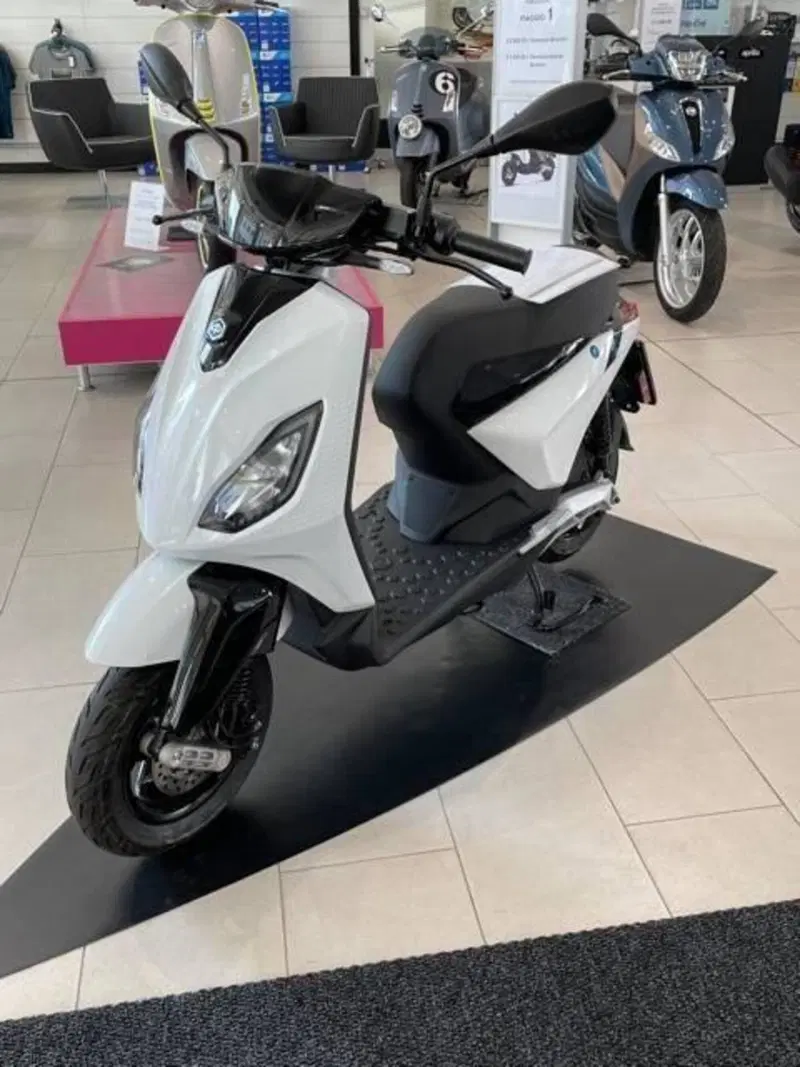 Piaggio 1 (2022 - 26) (3)