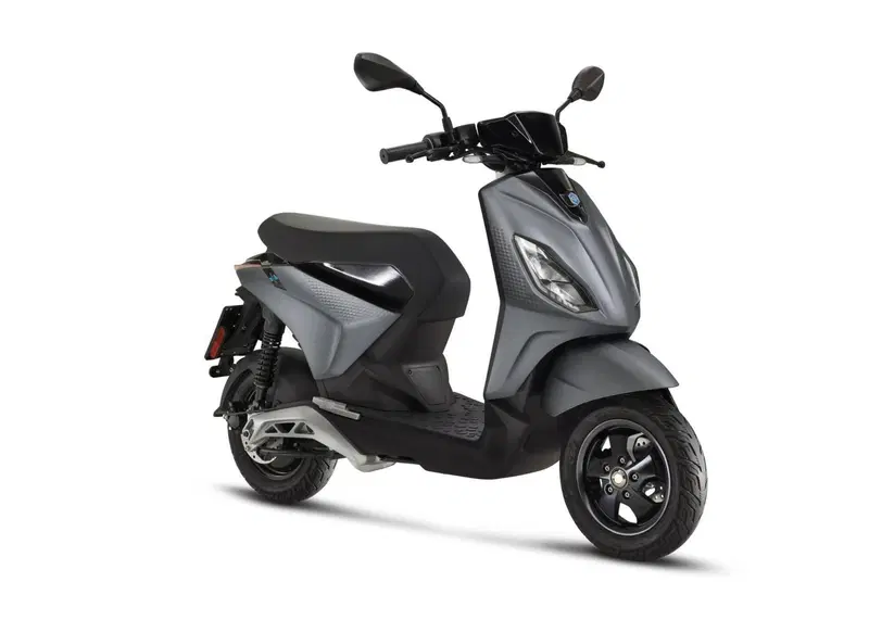 Piaggio 1 Active (2022 - 26) (3)